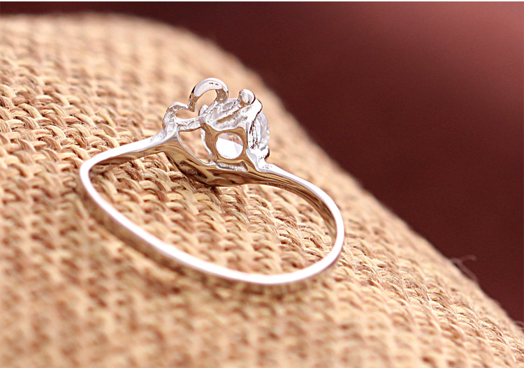 正品s925纯银镀白金戒指 花蕾镶钻戒 结婚戒指女 求婚表白送女友