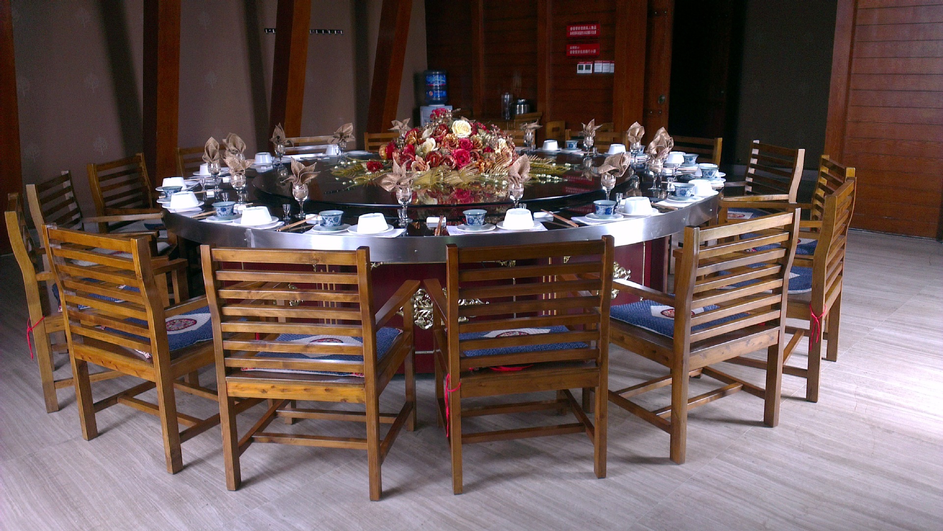 谭鱼头,小天鹅,狮子楼,热盆景,草原兴发,菜根香,快乐老家,北京口福居