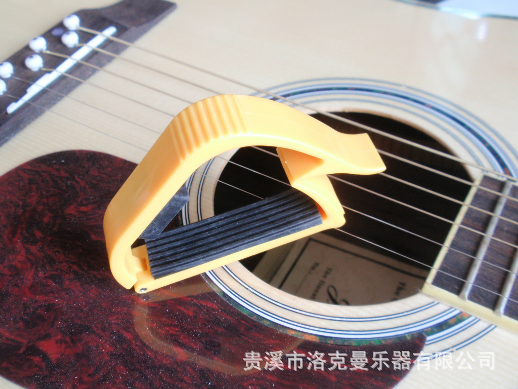 音乐器材市场的蓬勃发展与批发趋势