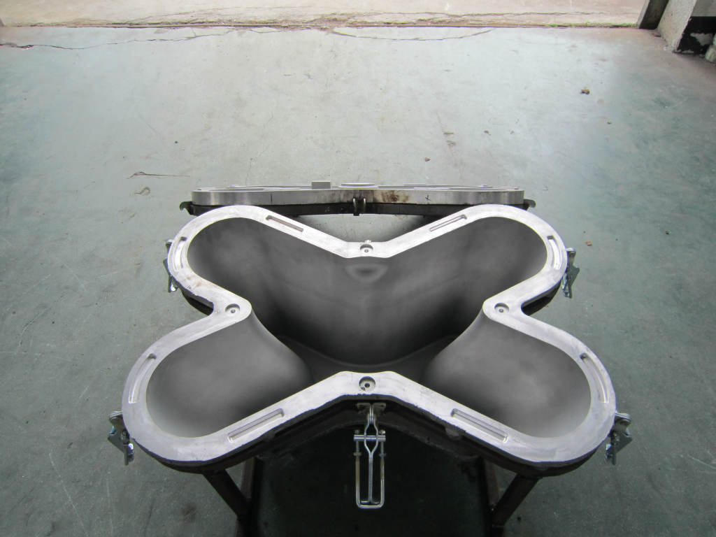 休闲茶几滚塑模具