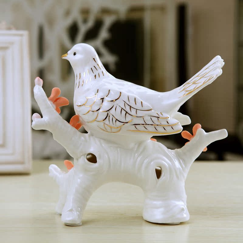 热销推荐 鸽子情侣创意陶瓷家居工艺摆件