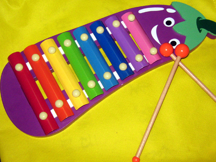 茄子八音琴 益智八音阶彩色钢片 手敲琴 宝宝锻炼手眼协调玩具