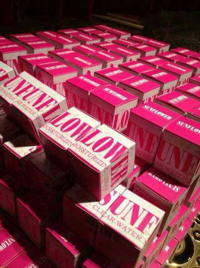 正品韩国爆水神器sunflower 裸妆神器美白补水乳液50g代购