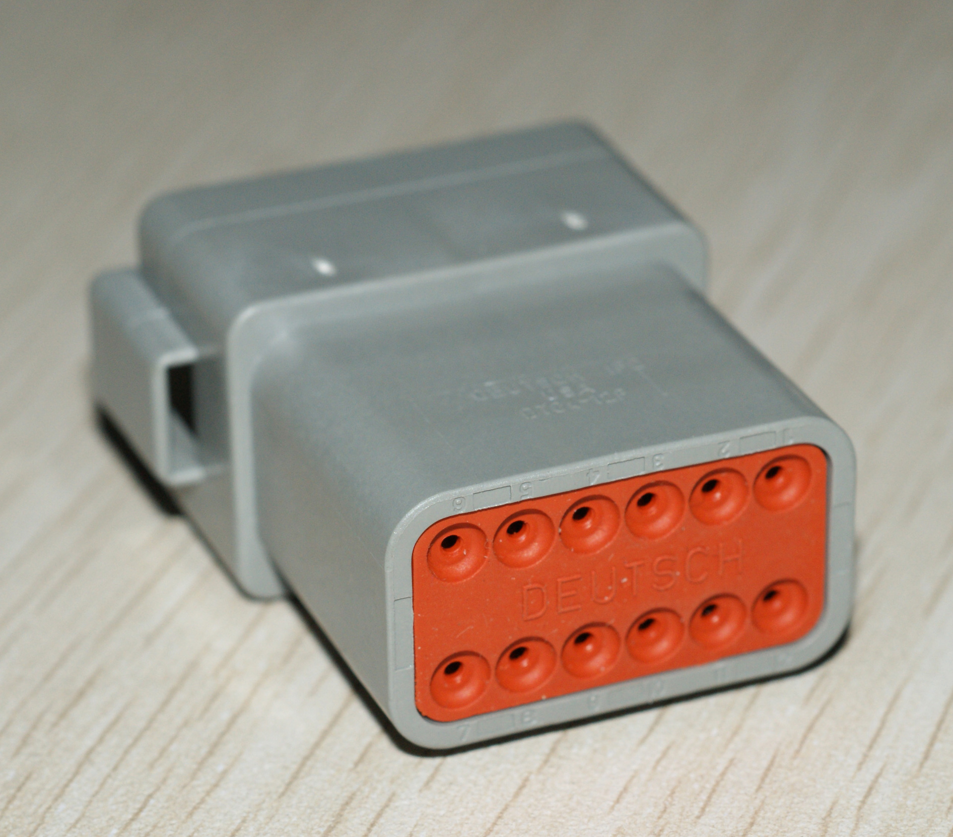 汽车接插件 线束连接器 德驰 deutsch 汽车连接器 dt04-12pa