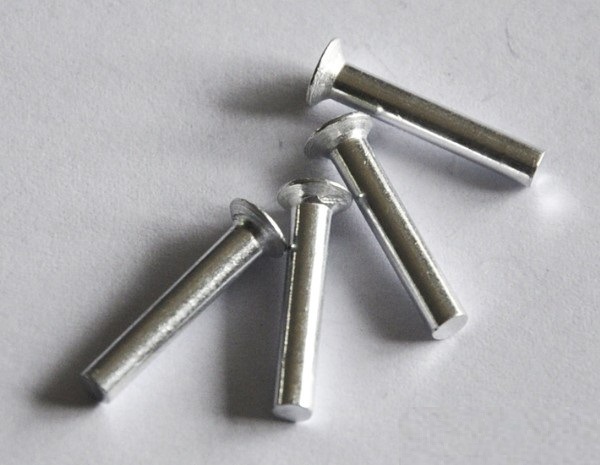 供应gb869沉头实芯铆钉 厂家直销优质不锈钢铆钉品质保证价格从优