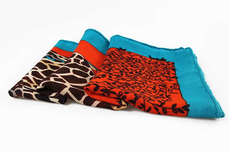 2014韩国秋冬新款长颈鹿围巾 女式羊绒羊毛大方巾围脖批发