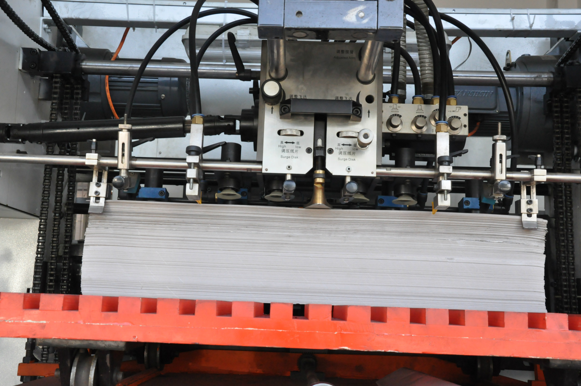 模切压痕机,纸盒,纸箱全自动模切机,广州模切机经销商