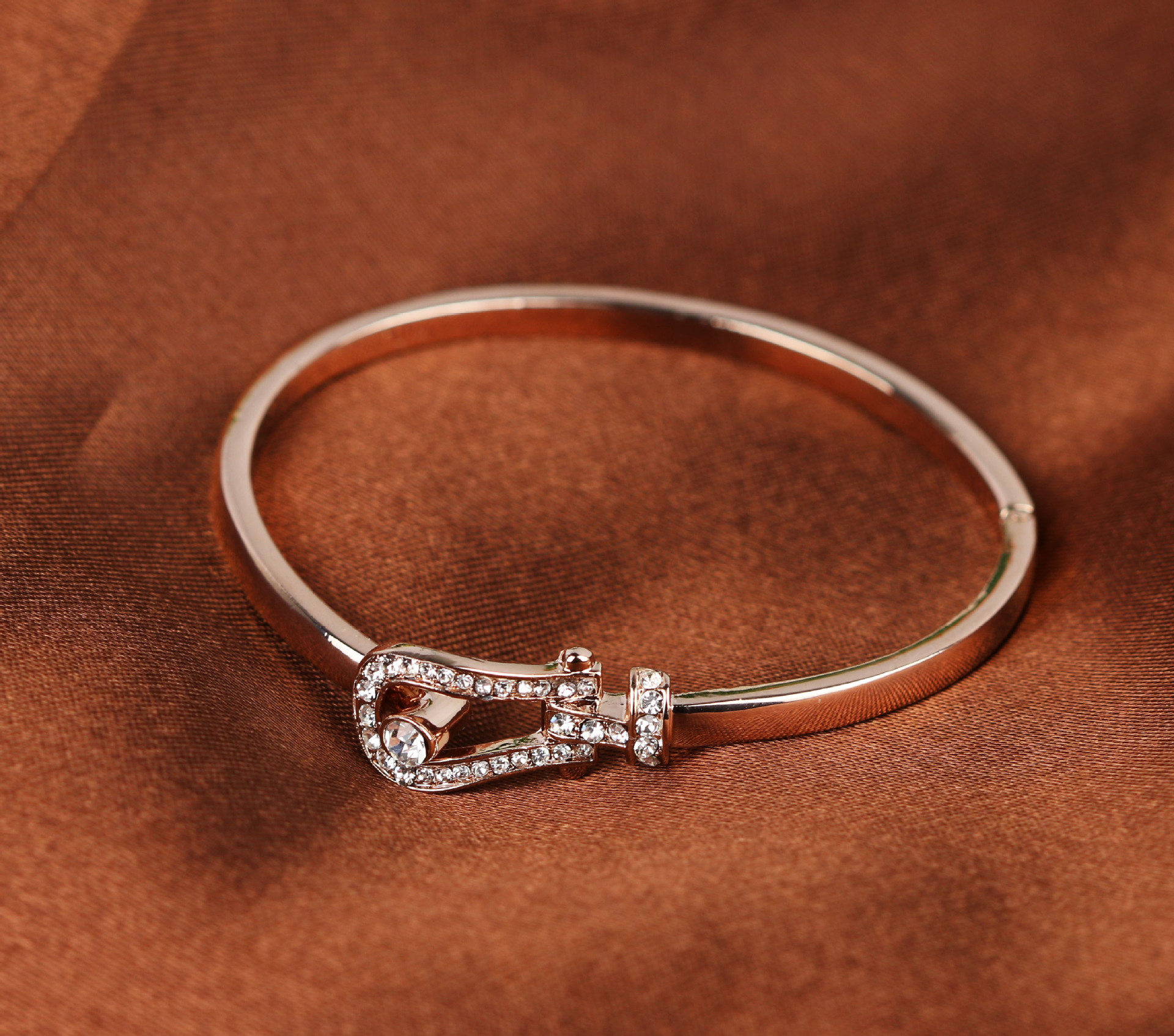 火爆夏季流行时尚玫瑰金高档甜美校园风镶嵌水钻手镯手环女 韩版