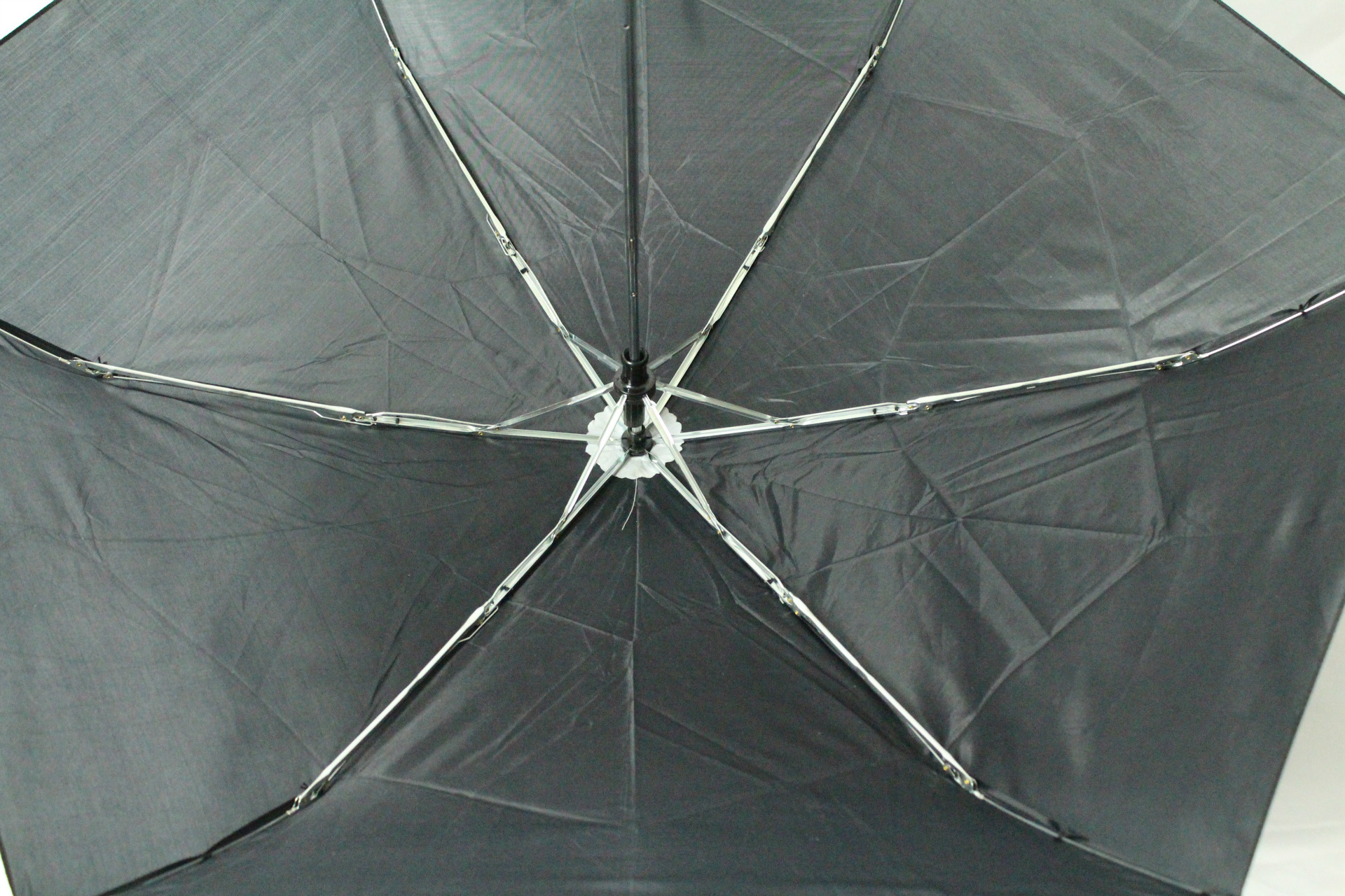 杭州萧山雨伞厂家定做6骨内翻超迷你伞 纯色黑色涤丝外贸雨伞出口