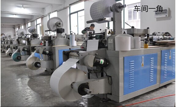 80*150 500张 铜版标签纸 条码不干胶 带孔可悬挂空包贴纸