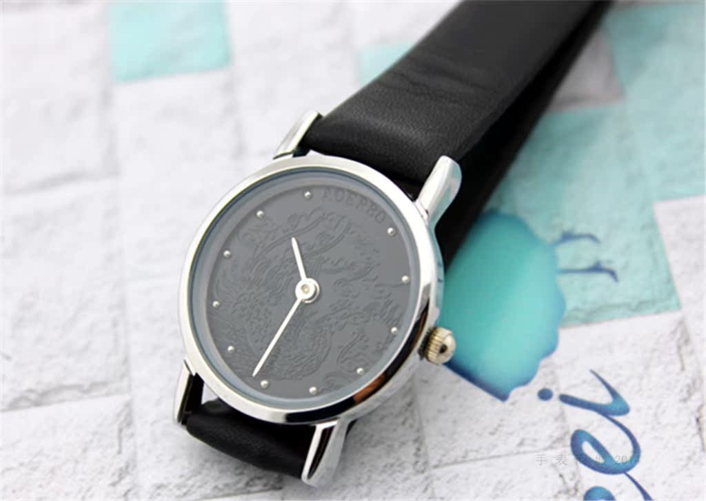 澳尔博龙凤图形商务表 男士女士防水表 圆形时尚表