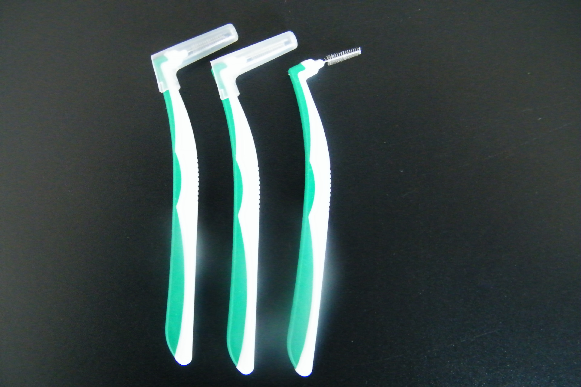 双色包胶 l型 牙间刷 牙缝刷