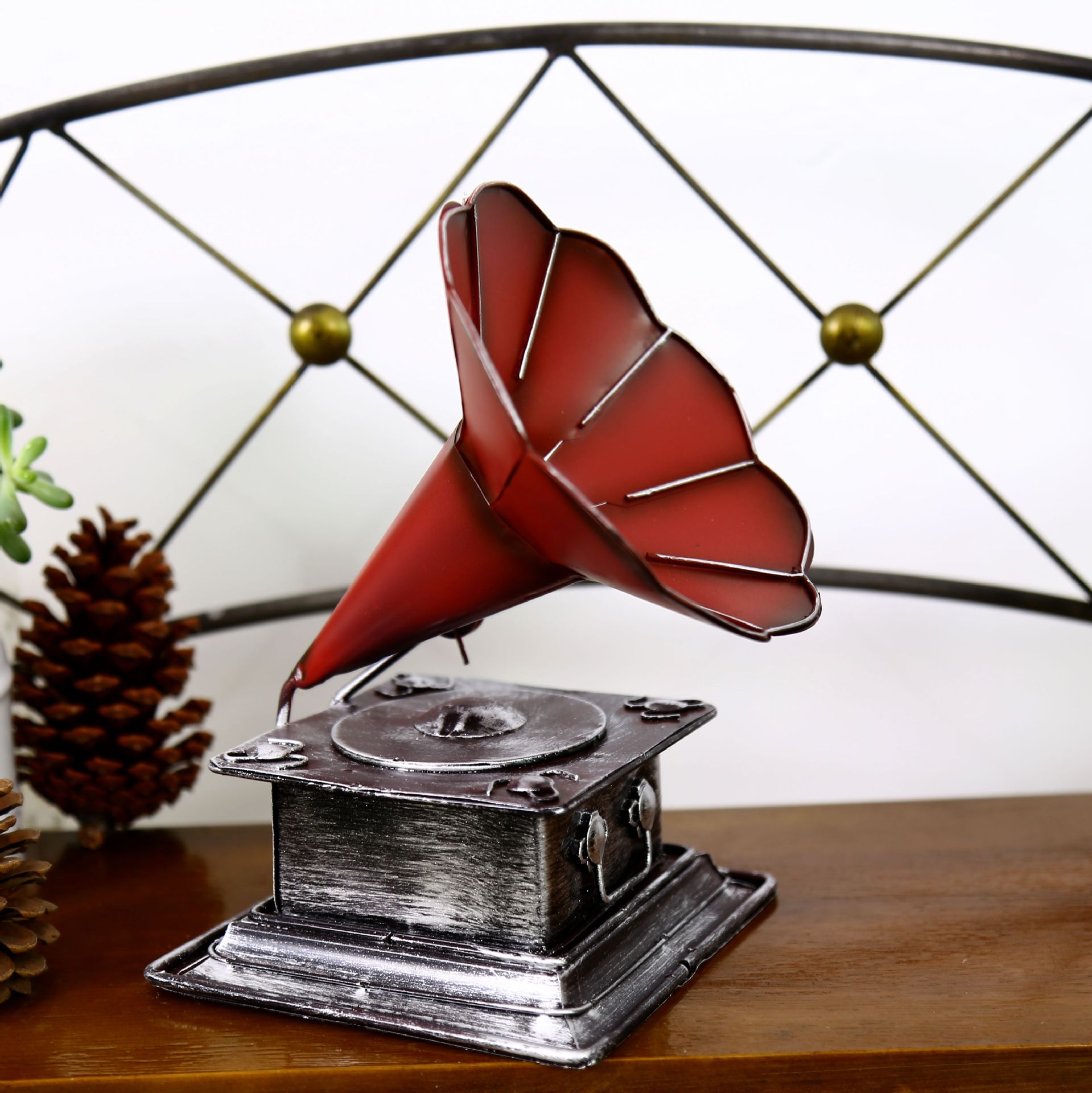 zakka杂货 怀旧复古留声机 手工做旧金属工艺品 酒吧装饰摆件a24