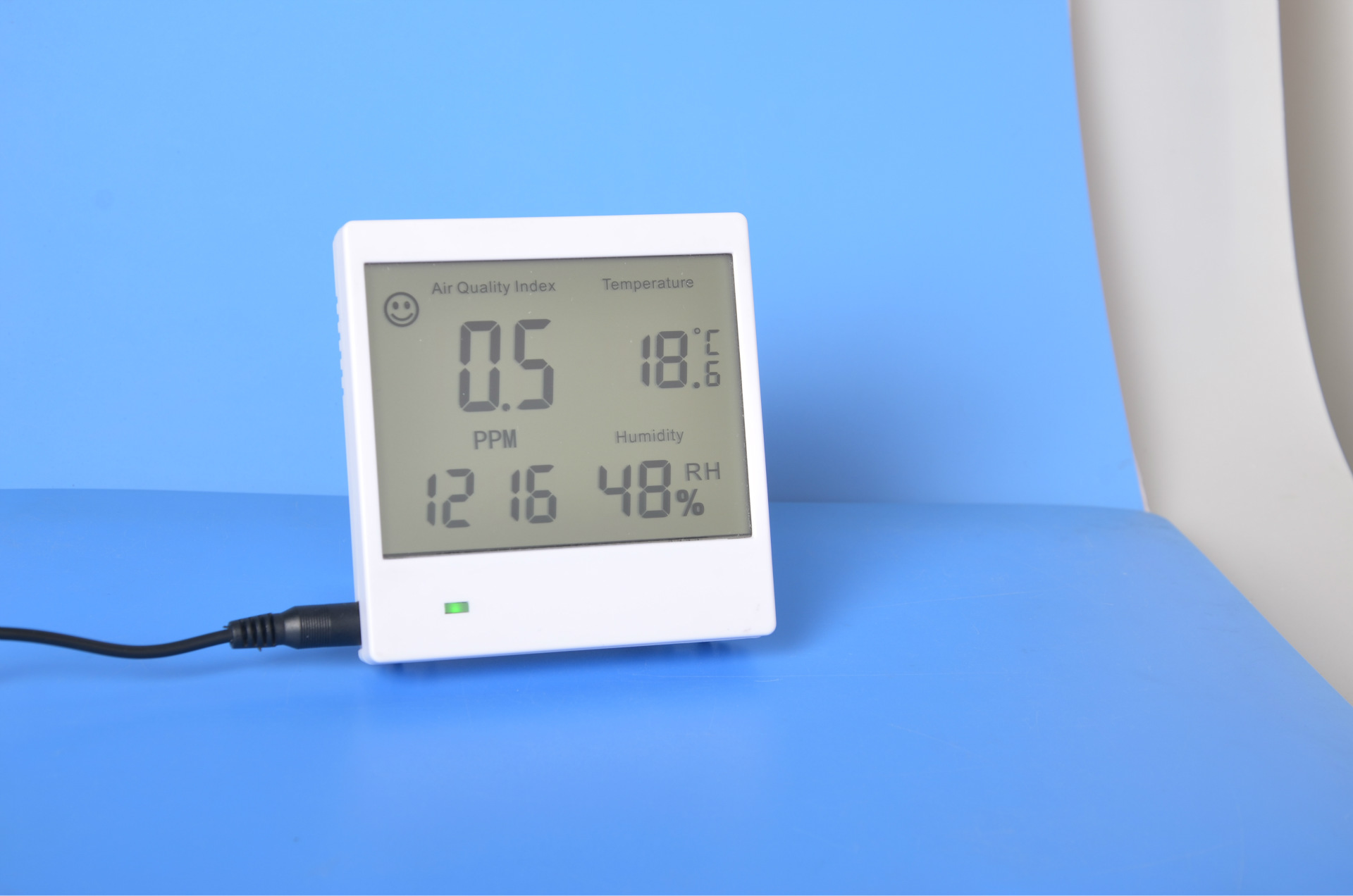 黑白空气质量检测仪