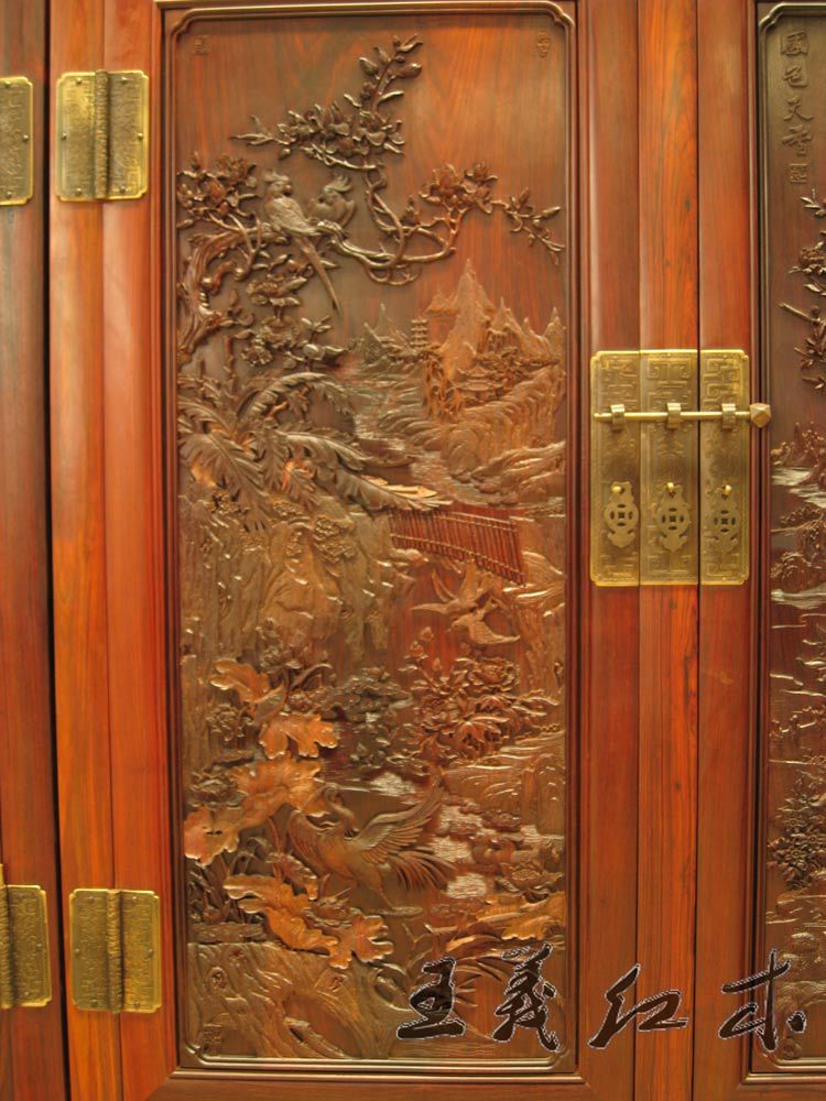 老挝大红酸枝卧室四门衣柜 落地柜 实木顶箱柜 王义红木家具