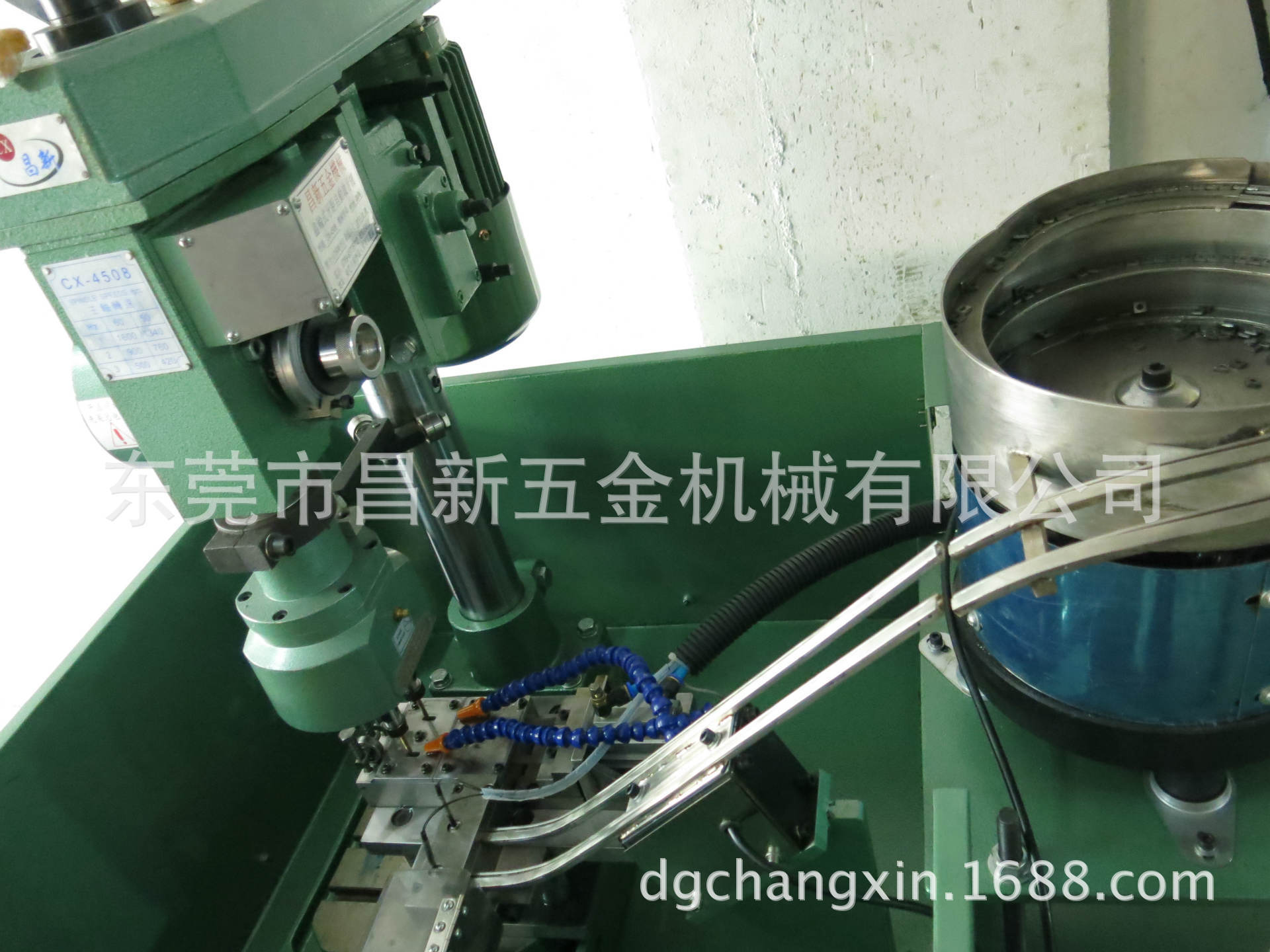 cx-4508铜压铆螺母全自动双轴攻丝机