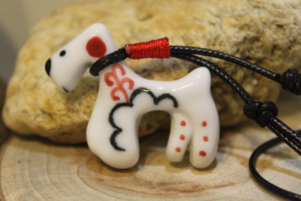 现货批发景德镇陶瓷手绘项坠 陶瓷小马驹手绘陶瓷工艺挂饰批发