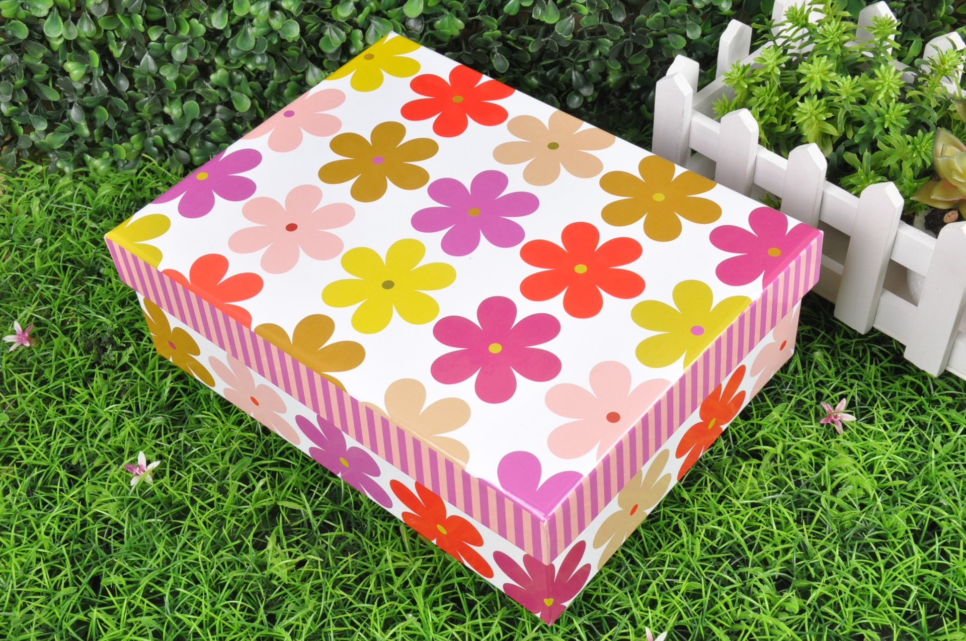 韩国文具 eno 彩色花朵波点礼品盒 包装盒 礼物盒收纳盒lph-cl-35