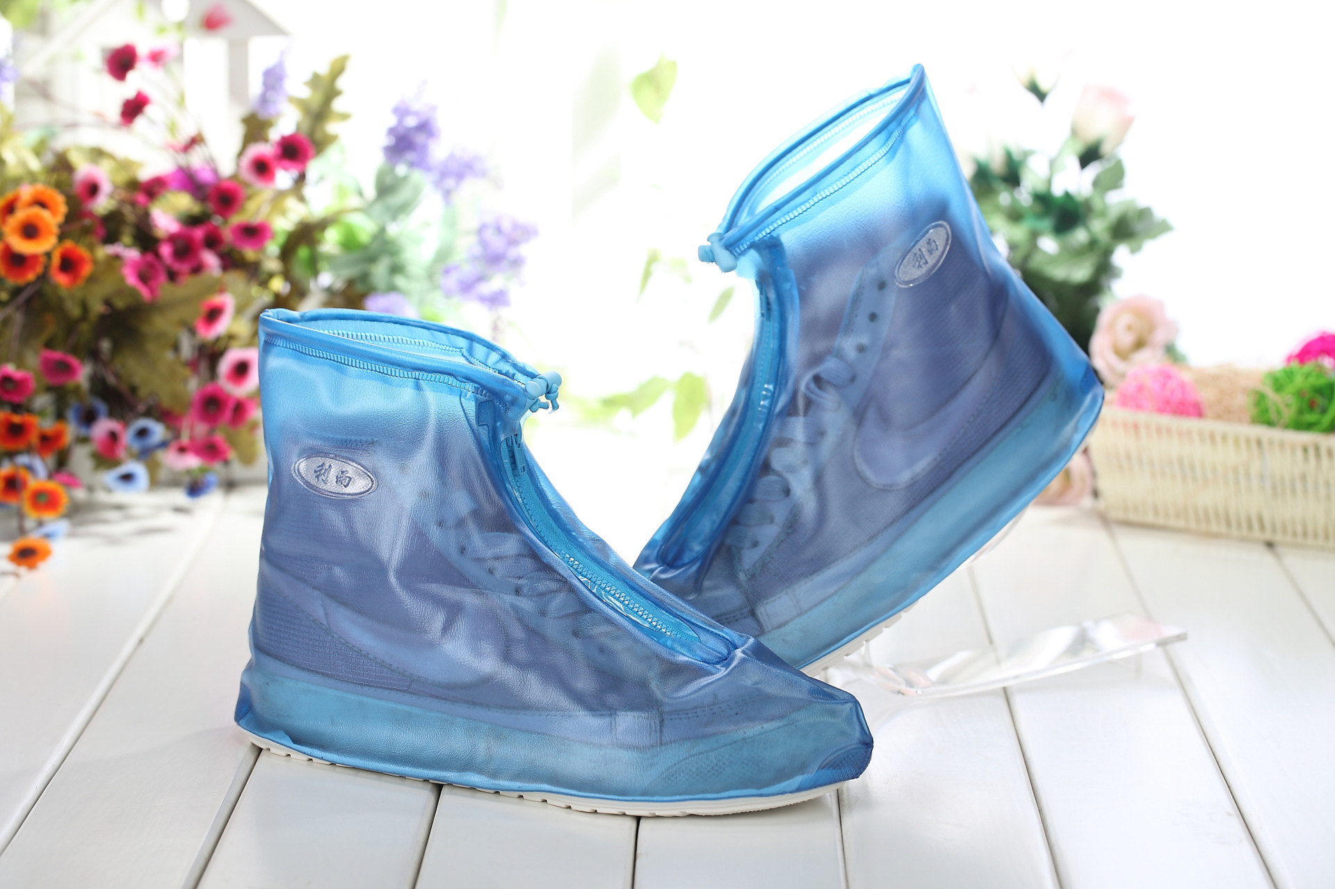 新品促销女式特特厚雨鞋套时尚轻便鞋套防水防滑防疫pvc橡胶鞋套