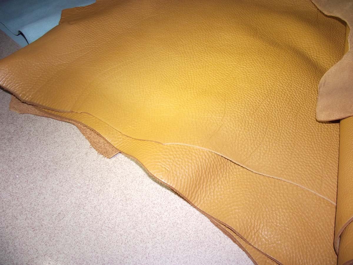 意大利进口h系列环保全粒面牛皮革,头层,高档包袋牛皮用料