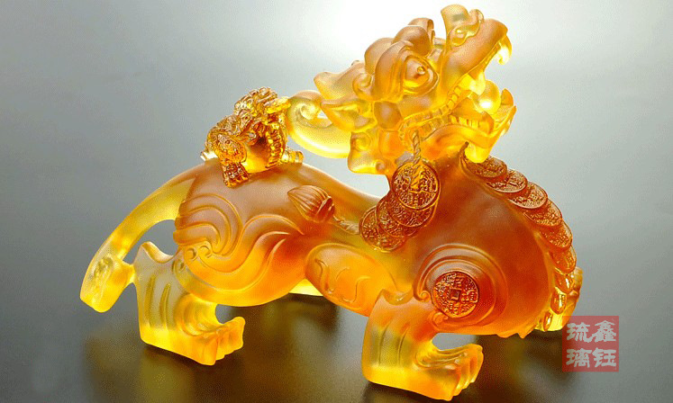 招财辟邪貔貅摆件一对水晶琉璃创意家居饰品镇宅风水办公家装摆件