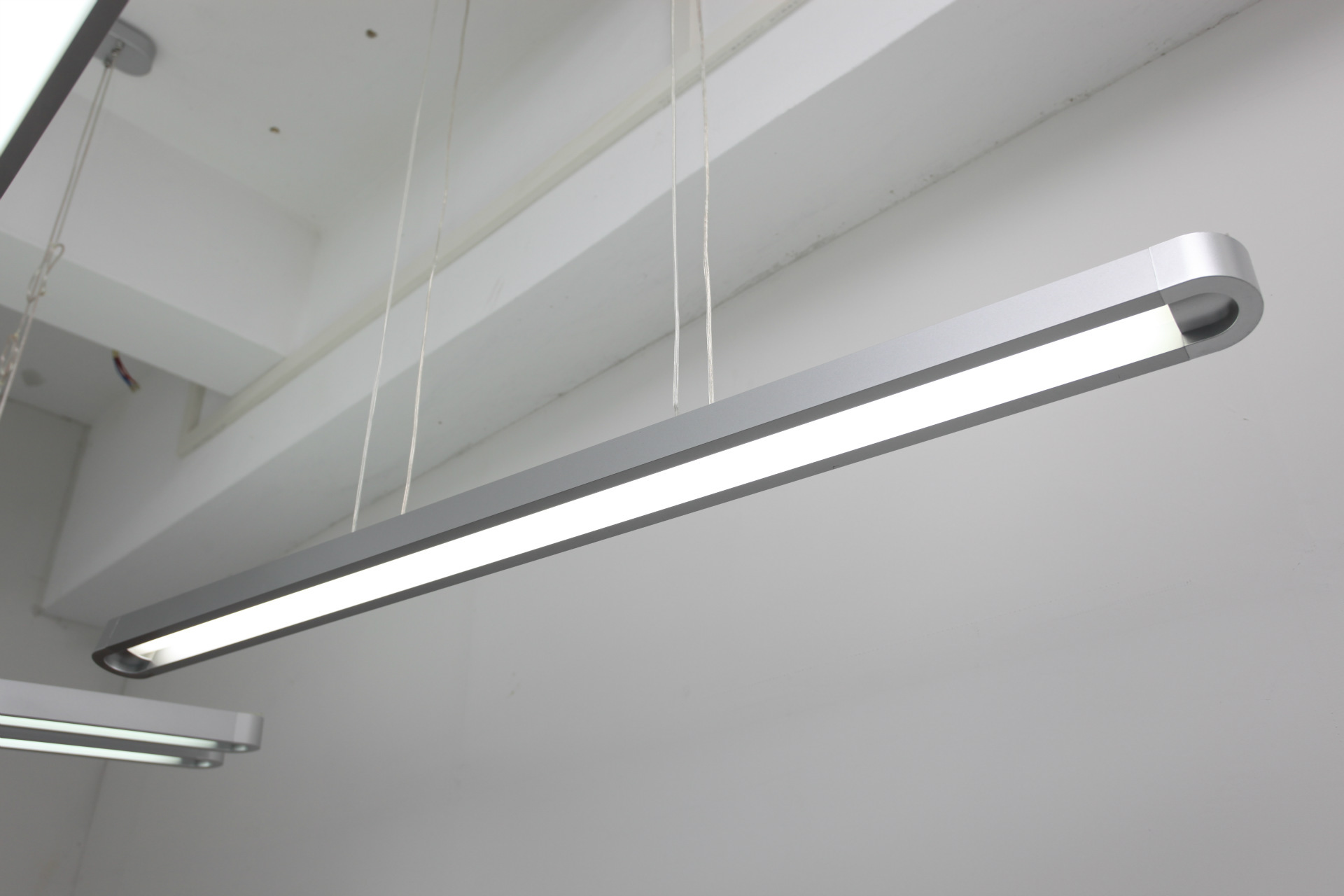 厂家供应 办公照明铝材吊线灯具 吊线灯 高档办公照明灯饰