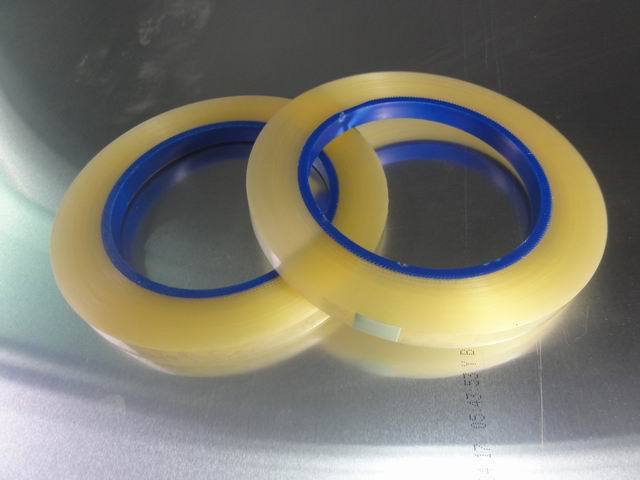 特性满足如下要求: ①胶带卷取厚度及黏着剂幅盖均匀.