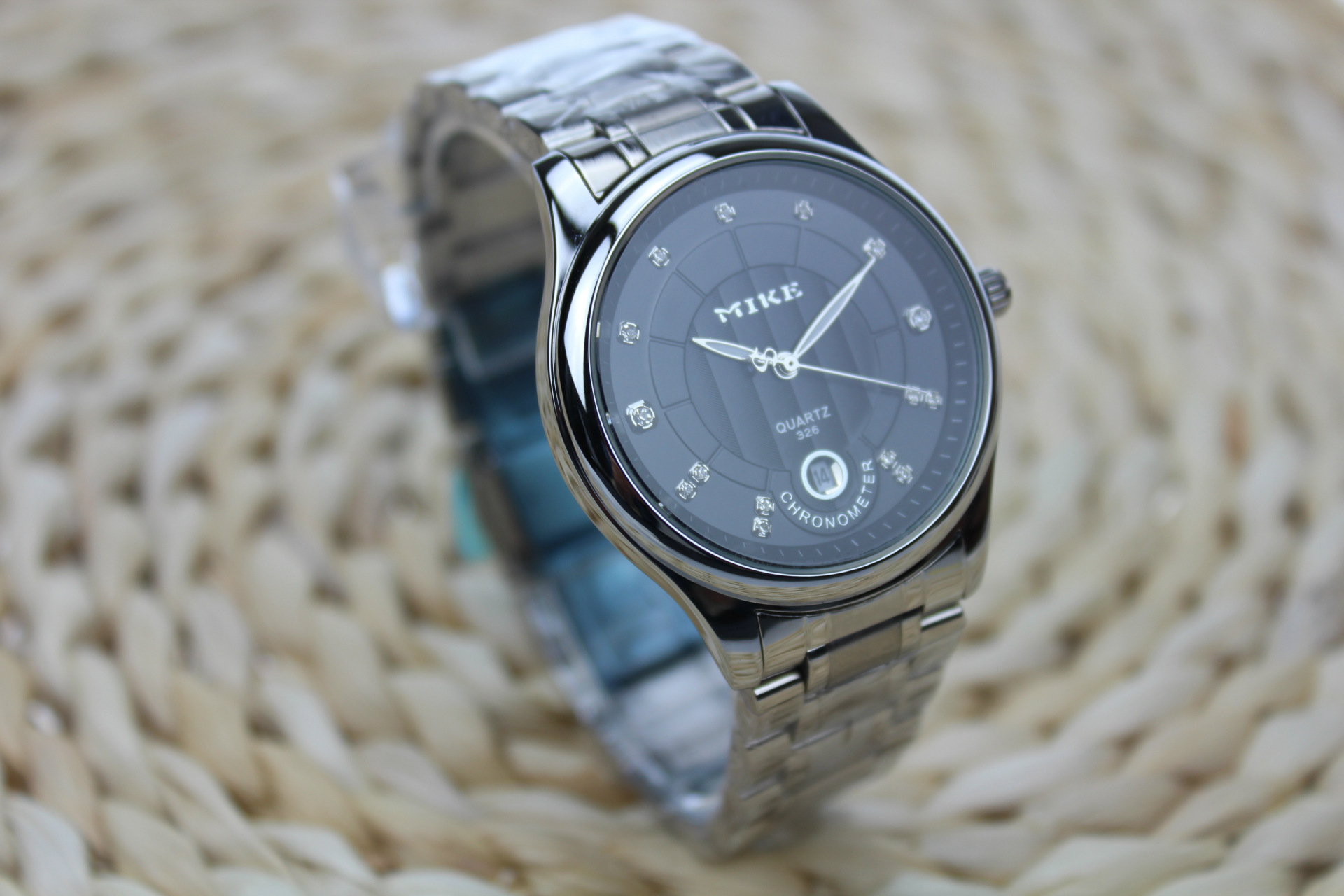 米可金色男士手表钢带商务石英情侣表日历防水mk326非机械男表