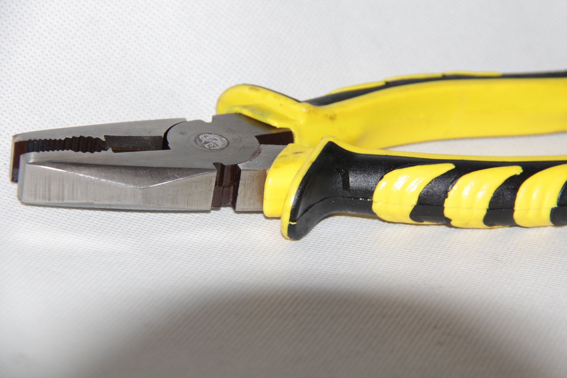 钢丝断线钳子 老虎钳 地摊五金店货源 9.9元店10元店货源批发