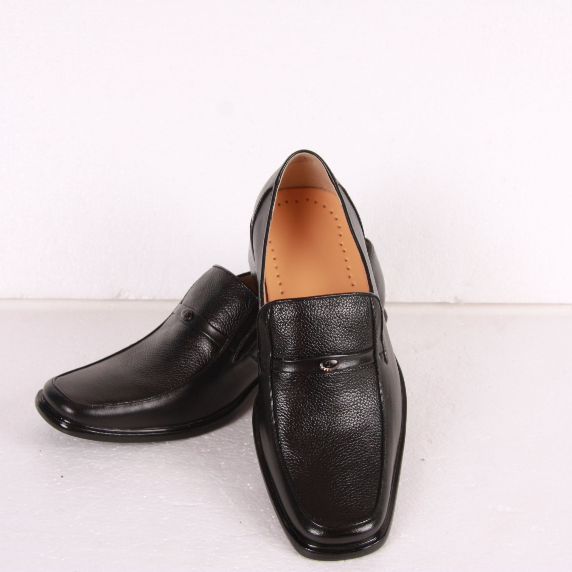 2014新款无鞋带新款优质男鞋 商务工作鞋 休闲男鞋 精致皮鞋