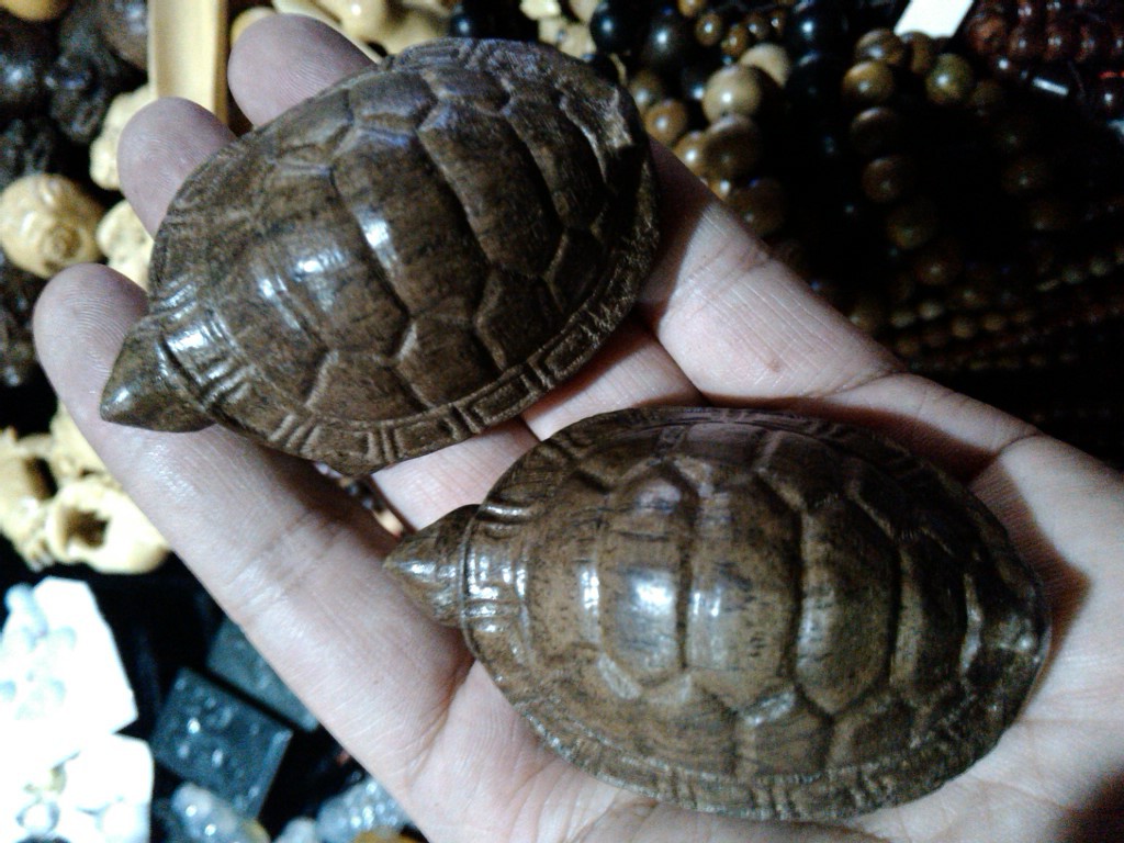 201415新款印尼沙沉木金蟾手把件