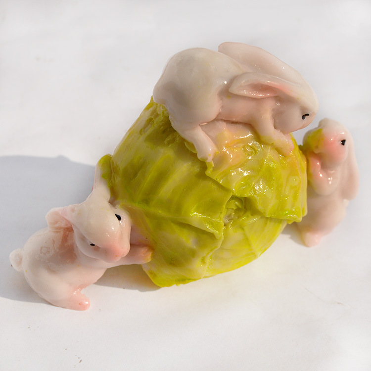 【做旧树脂抱包菜白菜兔子 树脂工艺品摆件 微景观装饰品b0145】浙江