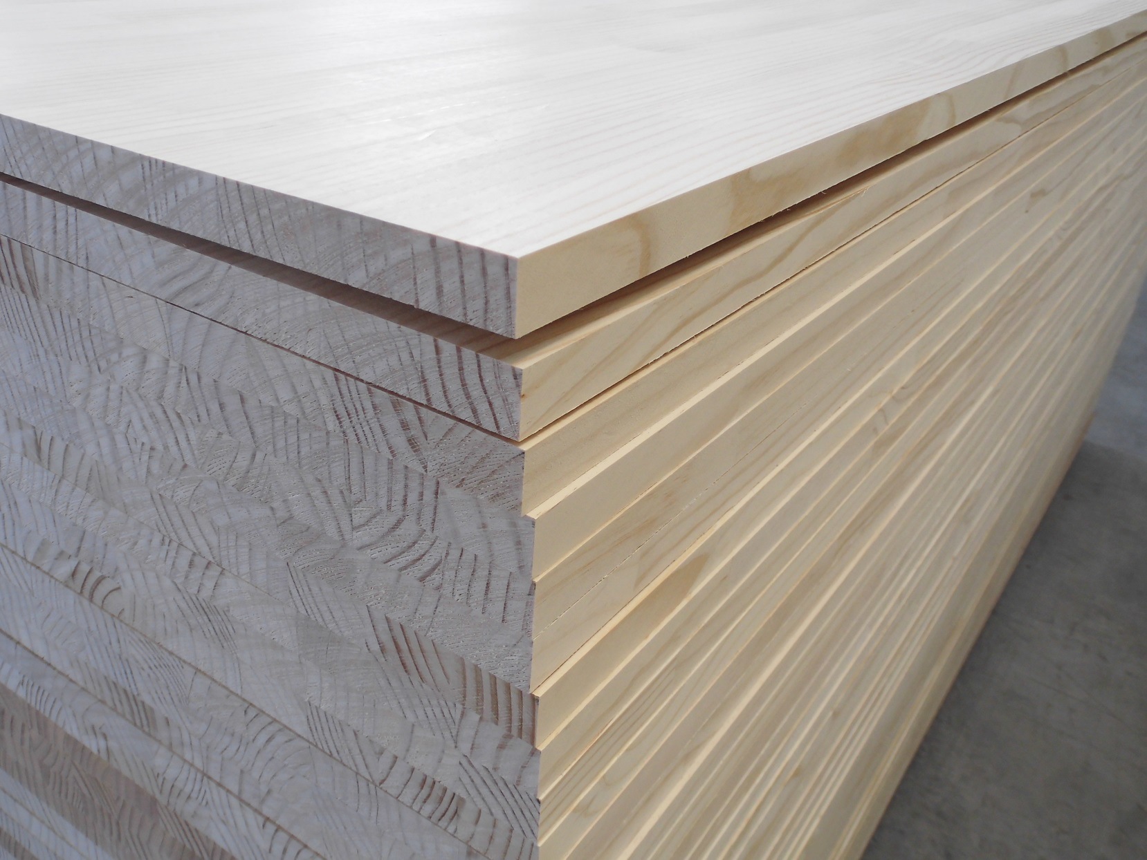 辐射松集成材 家具厂首选 质量第一 出口韩日 环保e0级别