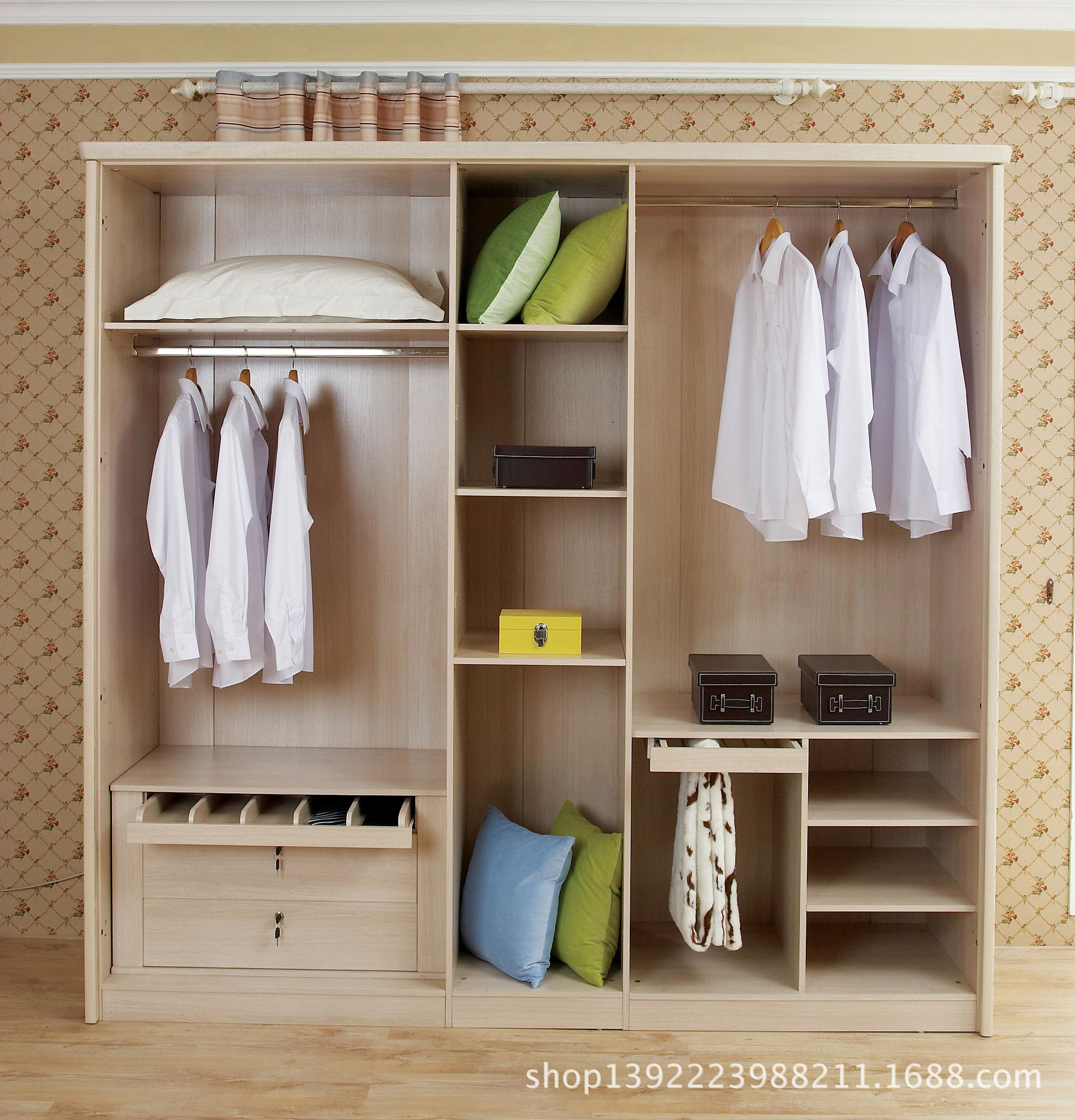 大量供应绿色环保多层生态板衣柜 时尚整体衣柜