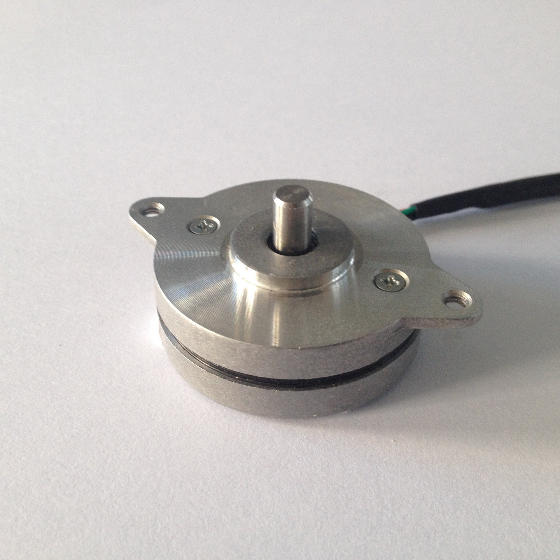 供应36系列超薄高速球混合式步进电机(热卖)