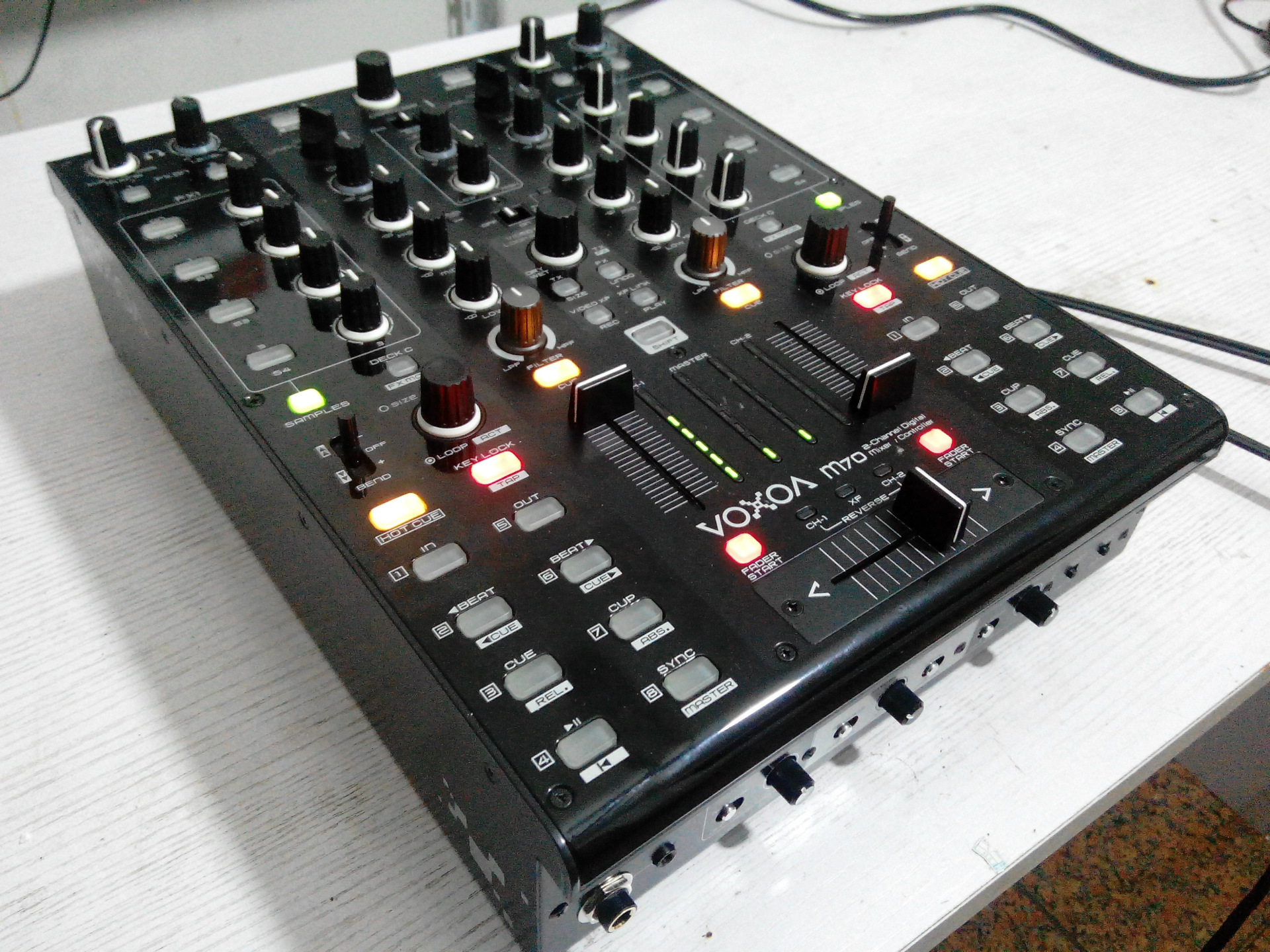 数码dj混音台 内置声卡 可控制莱恩软件 锋梭m70混音台 99新