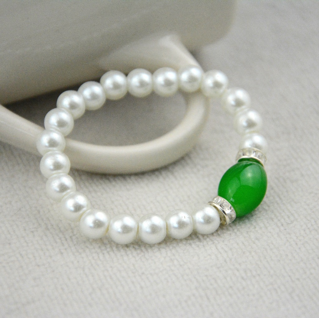 热销地摊货 现货批发高仿马珍珠手链 2元店时尚饰品批发