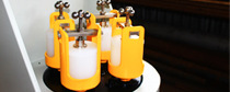行星式球磨机装配4个卫生级聚丙烯球磨罐
