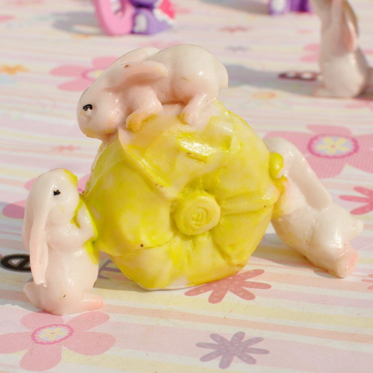 【做旧树脂抱包菜白菜兔子 树脂工艺品摆件 微景观装饰品b0145】浙江