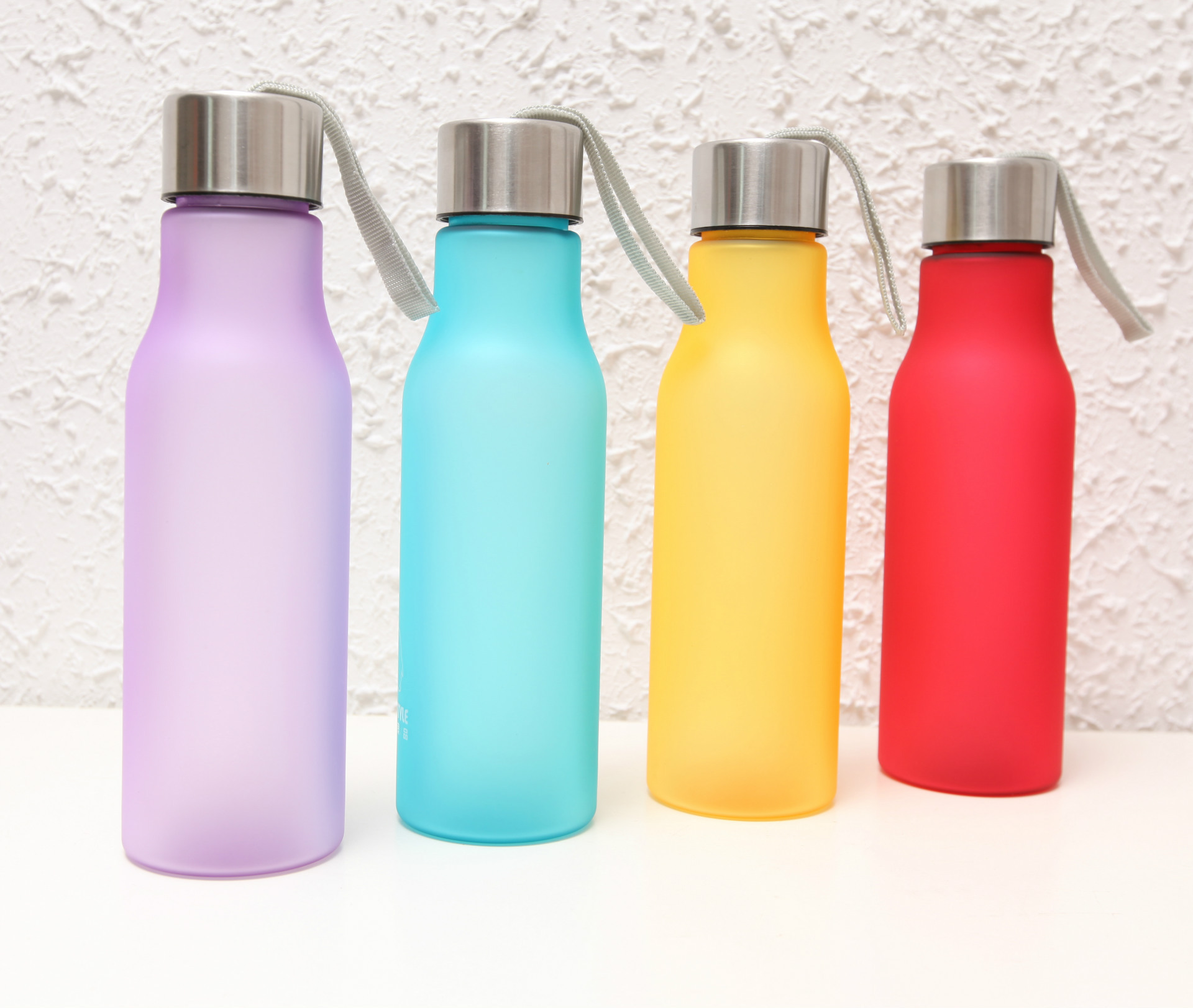 r1815 韩版创意糖果色磨砂太空杯 便携式防漏运动水壶106