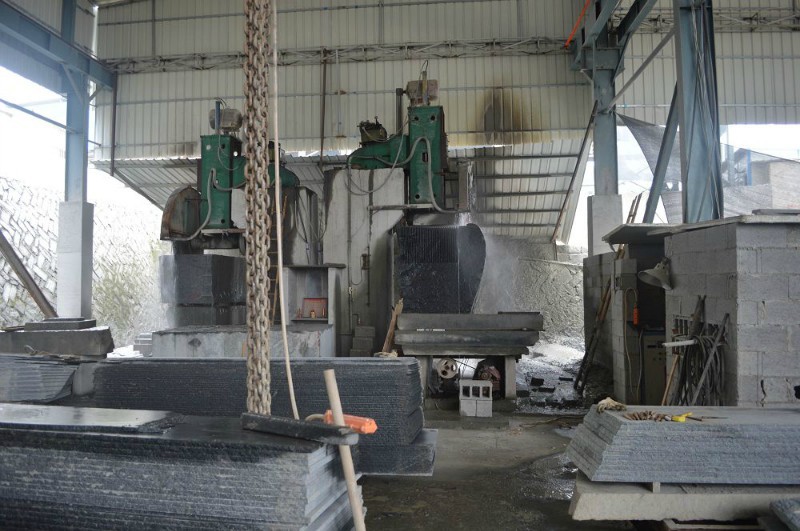 福建长泰芝麻黑g654外墙干挂内墙磨光面花岗岩石材