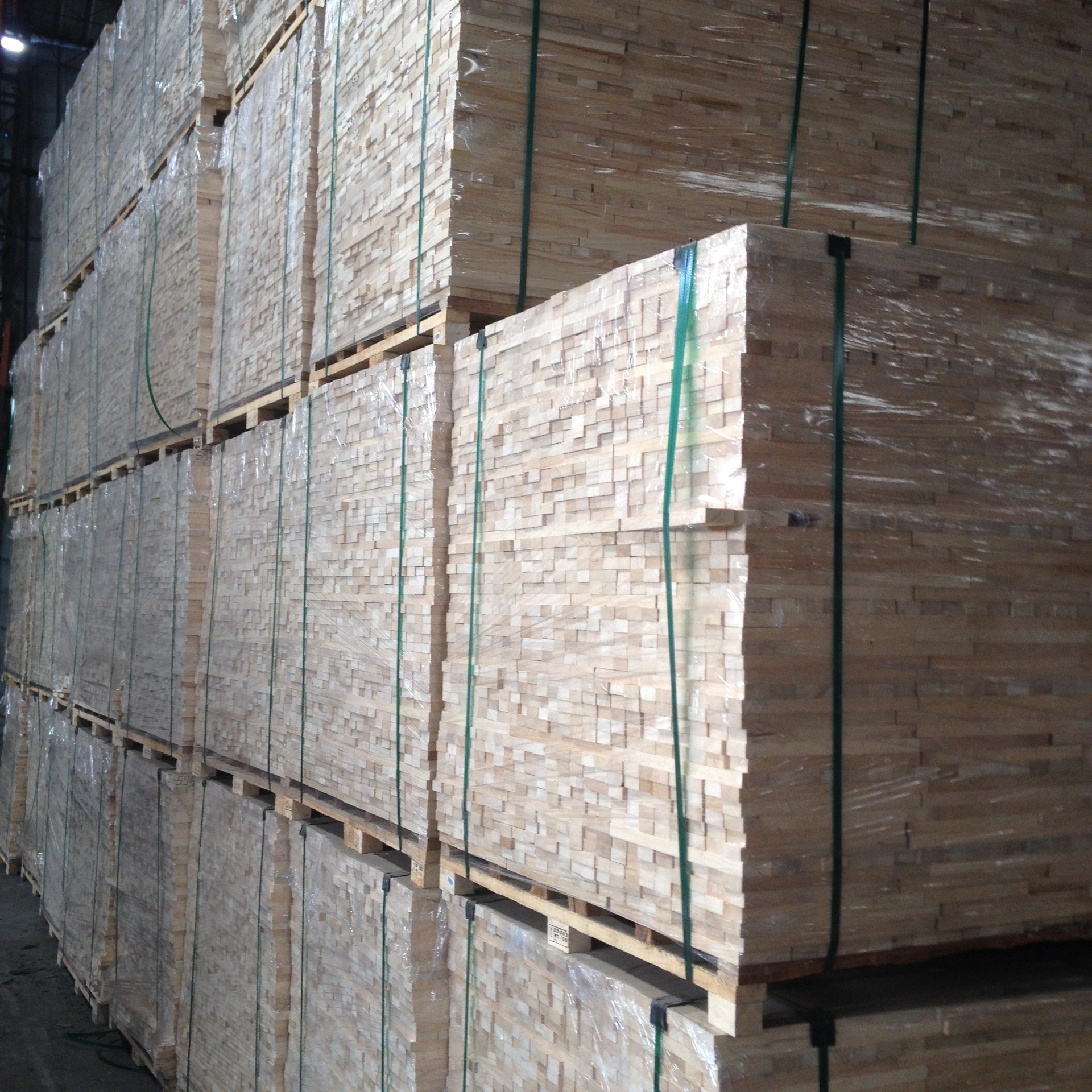 泰国橡胶木5.5cm*200cm自然宽板材