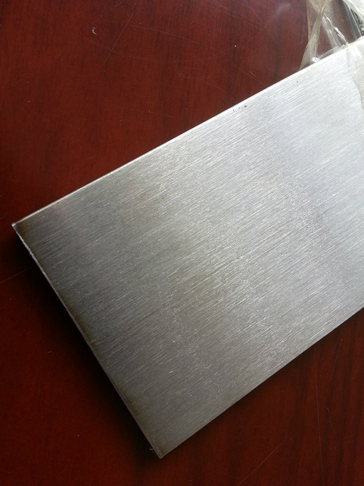 100*10mm拉丝面不锈钢扁钢 不锈钢方管 不锈钢材 不锈钢制品