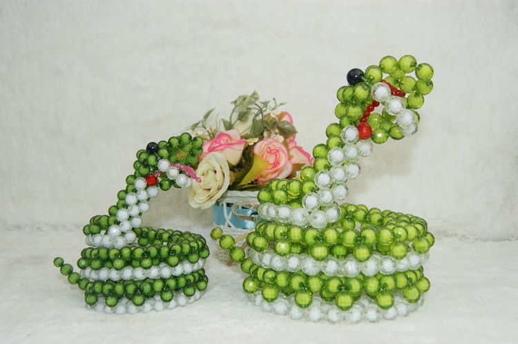 diy亚克力成品家居装饰工艺饰品 摆件手工串珠编织艺品动物生肖蛇