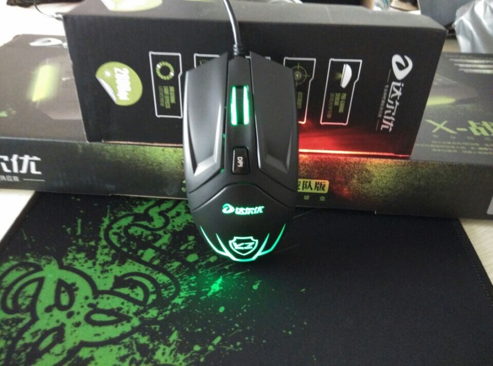 达尔优v7网吧发光鼠标 usb 游戏发光鼠标 电脑周边批发