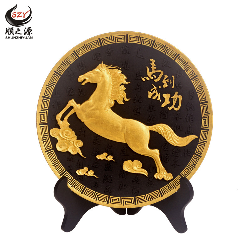 深圳赌石市场动态：玉石的淘金之路