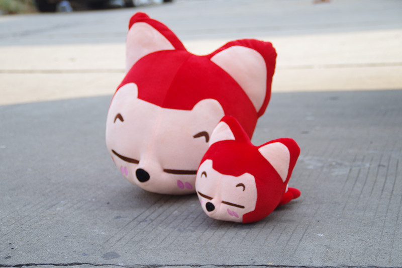 阿狸公仔趴趴狸 小号桃子抱抱狸 大娃娃毛绒玩具批发详情 - 中国供应