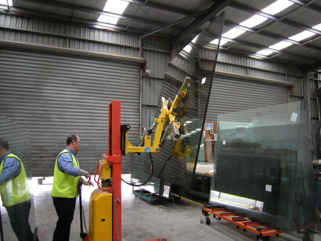 玻璃机械 安装 加工定制: 是 品牌: 澳大利亚 型号: 各种规格 玻璃