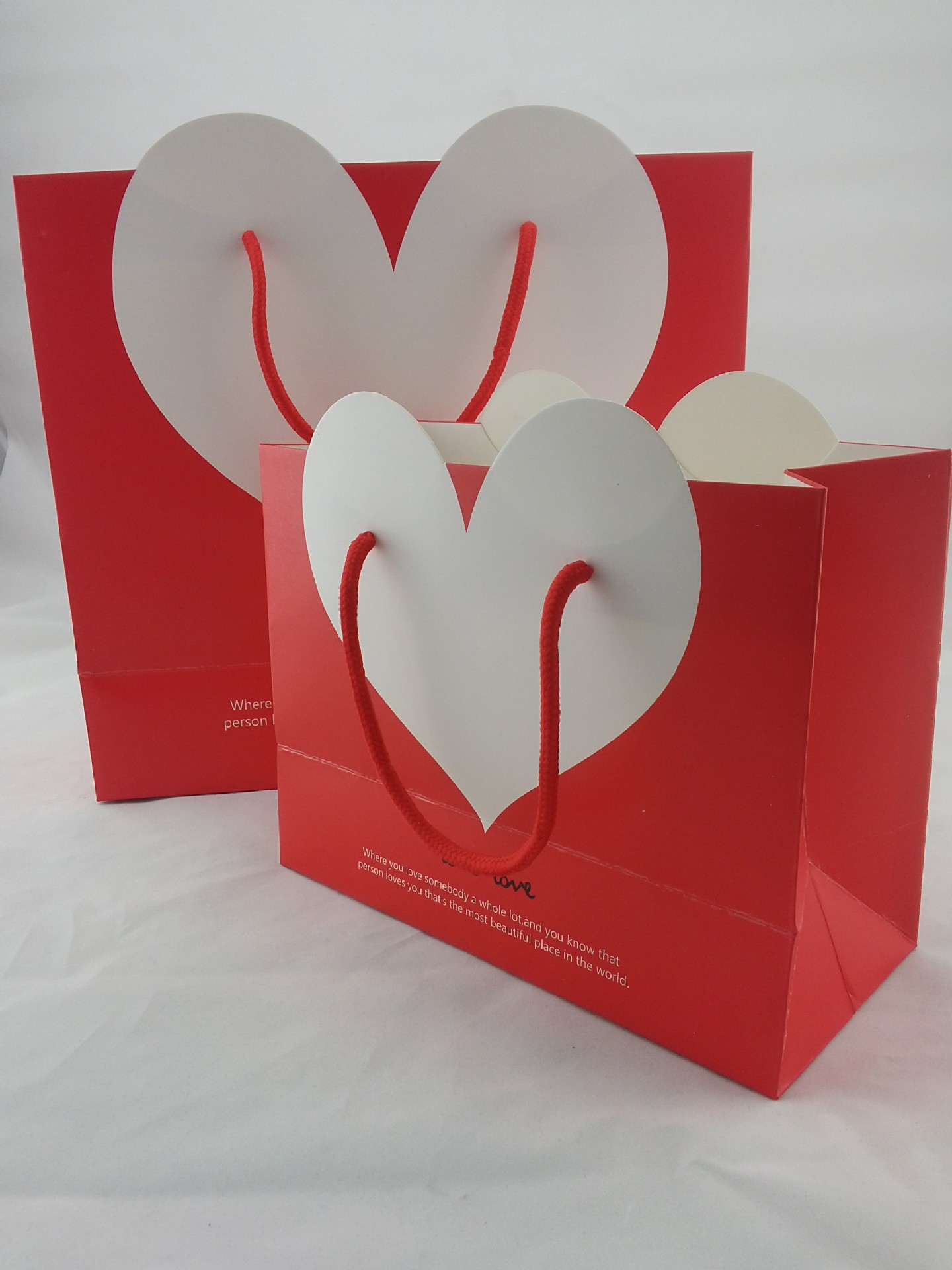 现货代发爱心礼品手提袋 手提纸袋 婚庆礼袋 节日礼品袋 大号纸袋