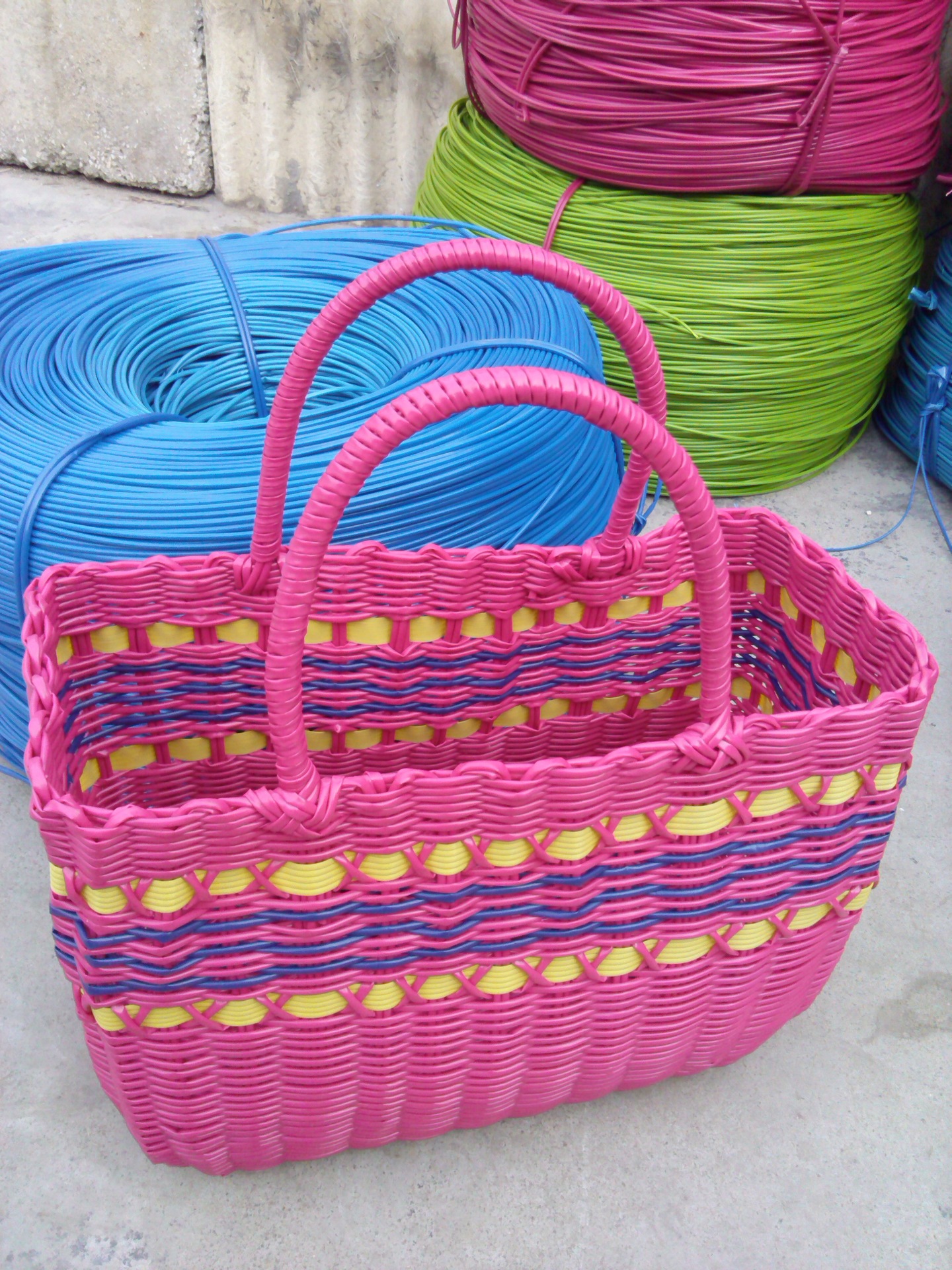 pp编织管批发,编织材料批发,空心管,工艺塑料管批发